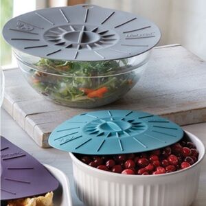 Norwex Round Silicone Lids. Set of 2. Reusable, oven, fridge, microwave safe